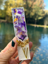 Load image into Gallery viewer, Smashed Glass Mezuzah- 1/2 Glass Style