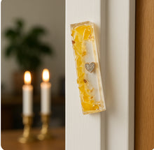 Load image into Gallery viewer, Smashed Glass Mezuzah - Arch
