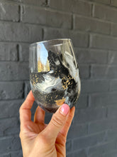 Load image into Gallery viewer, Chuppah Break Glass - Black/White/Gold
